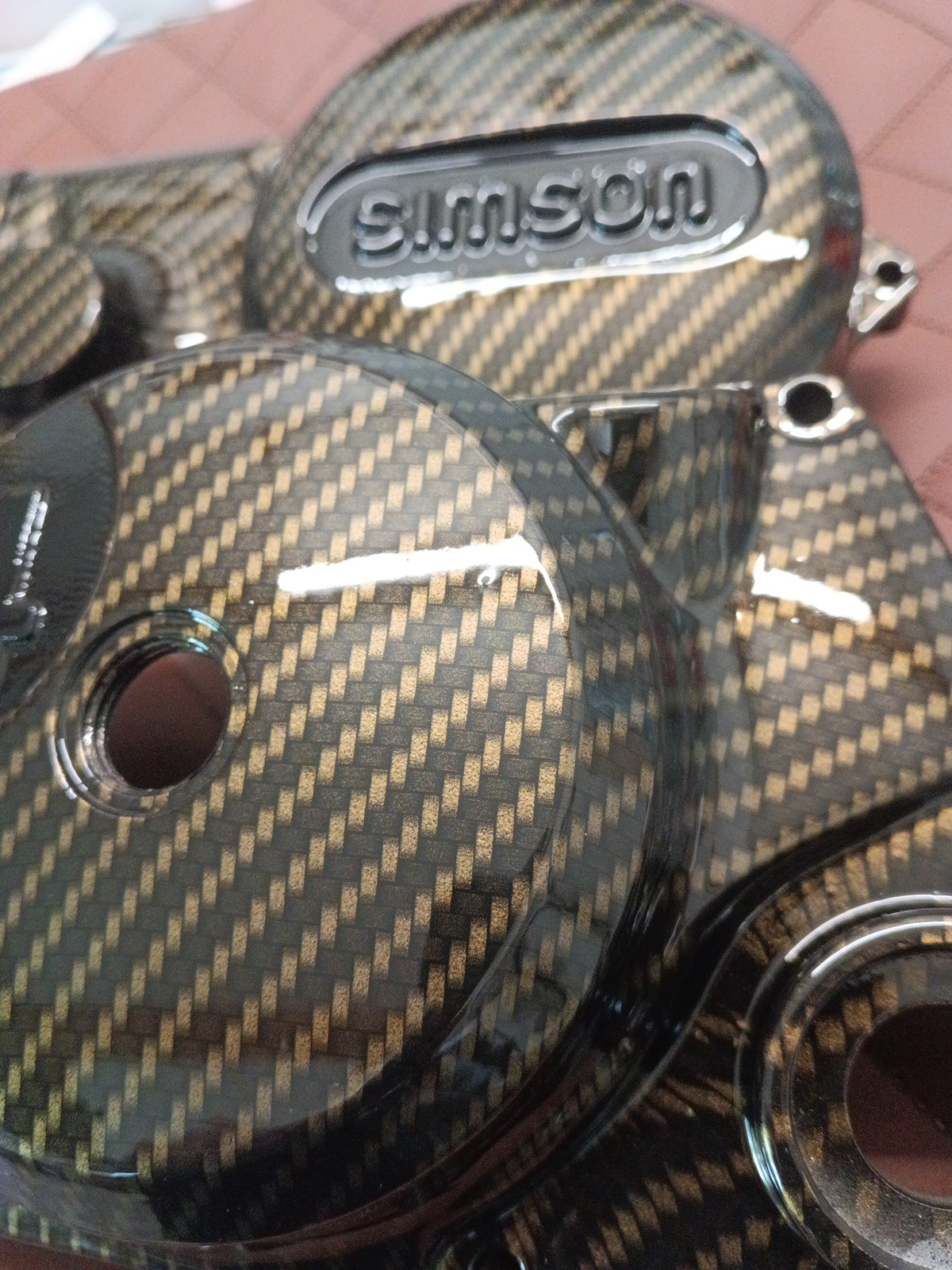 Simson Motorendeckel Kupplungsdeckel in Yellow-Candy Carbonoptik